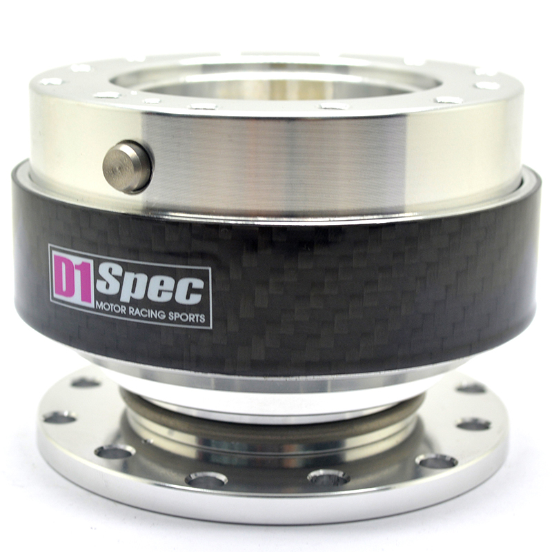 D1Spec クイックリリースボス D1spec クイックリリースボス 取り付け（日産 スカイライン）by